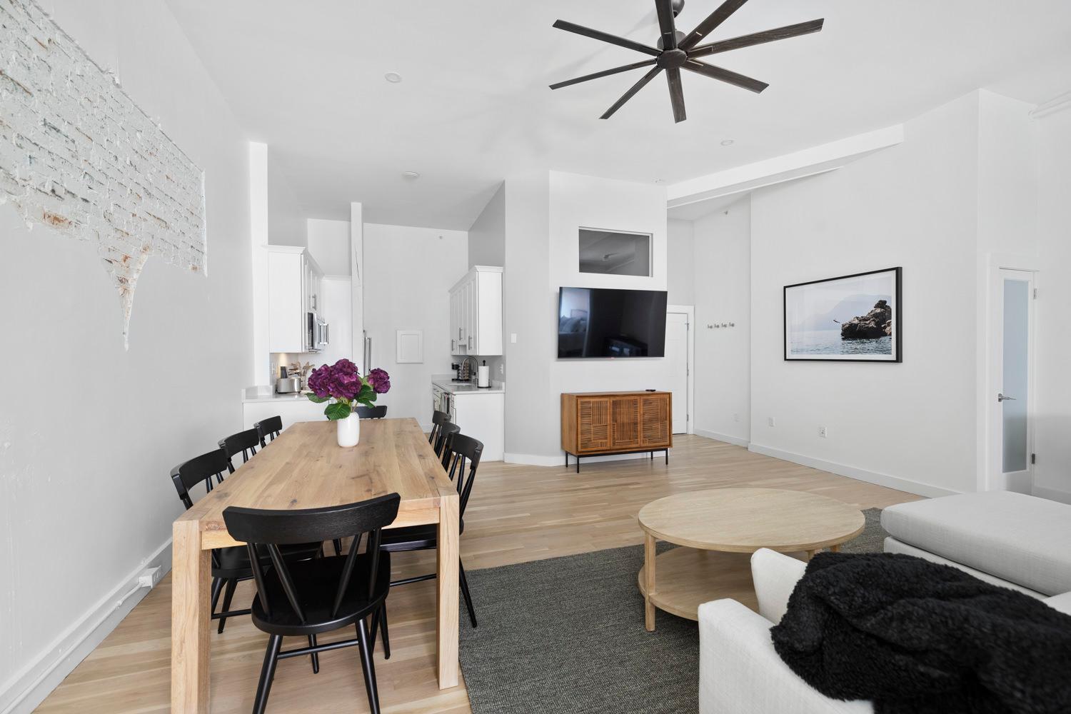 شقة Modern Remodeled Loft In Portlands Iconic Old Port المظهر الخارجي الصورة